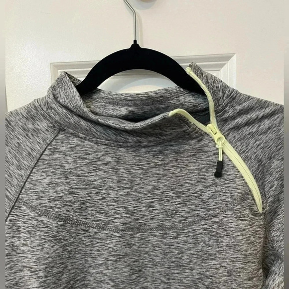 Eddie Bauer asymmetrical zip neckline pullover Heathered gray size women’s large - Picture 7 of 9